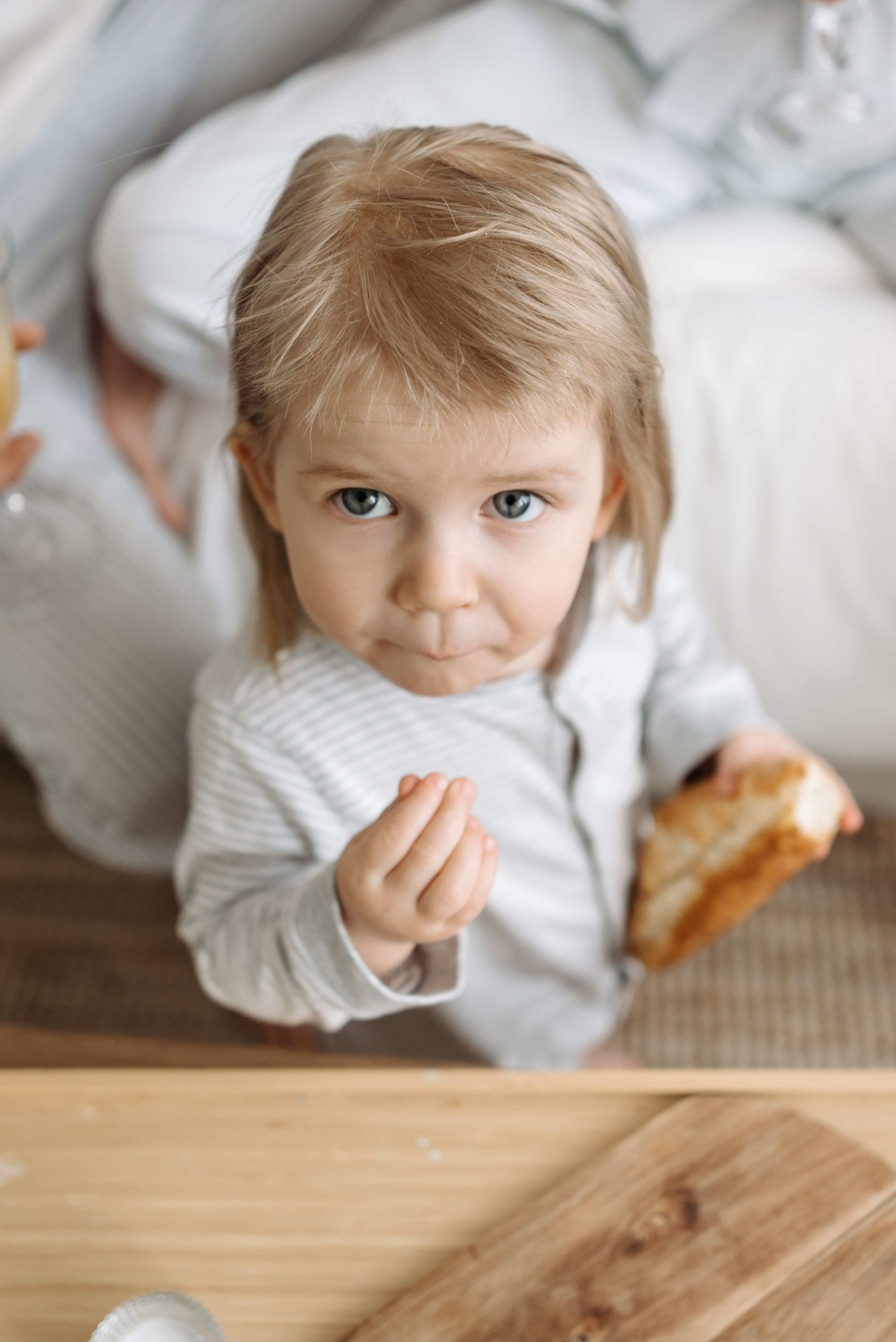 Kiedy wprowadzić gluten do diety niemowlaka? Zalecenia i praktyczne wskazówki